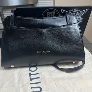DIVINA FIRENZE Black Leather Shoulder Bag Purse